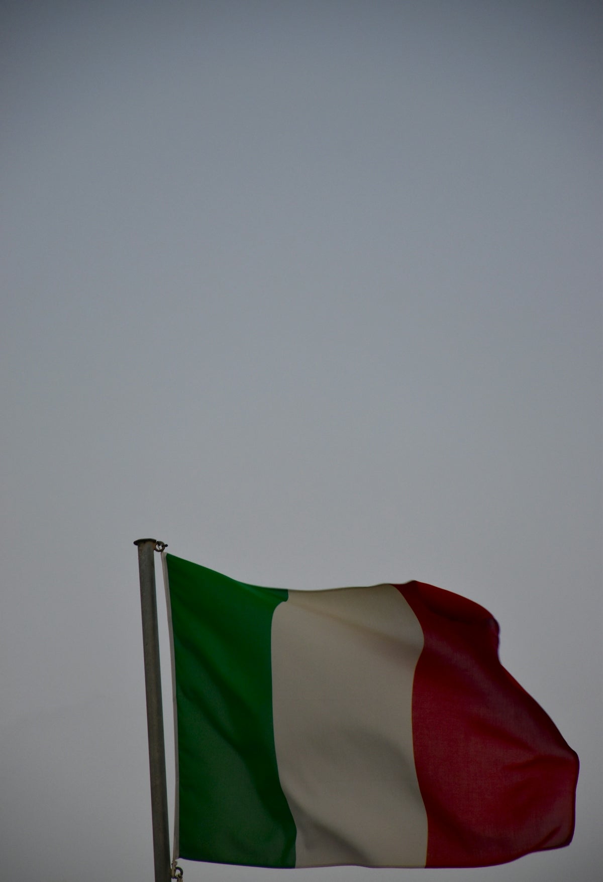 Mediterrane Damenmode vs. italienische Damenmode: Unterschiede und Gemeinsamkeiten - Trendy Fashion
