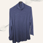 Damen Rollkragenpullover mit Leo-Innenfutter – Stylisch warm & einzigartig