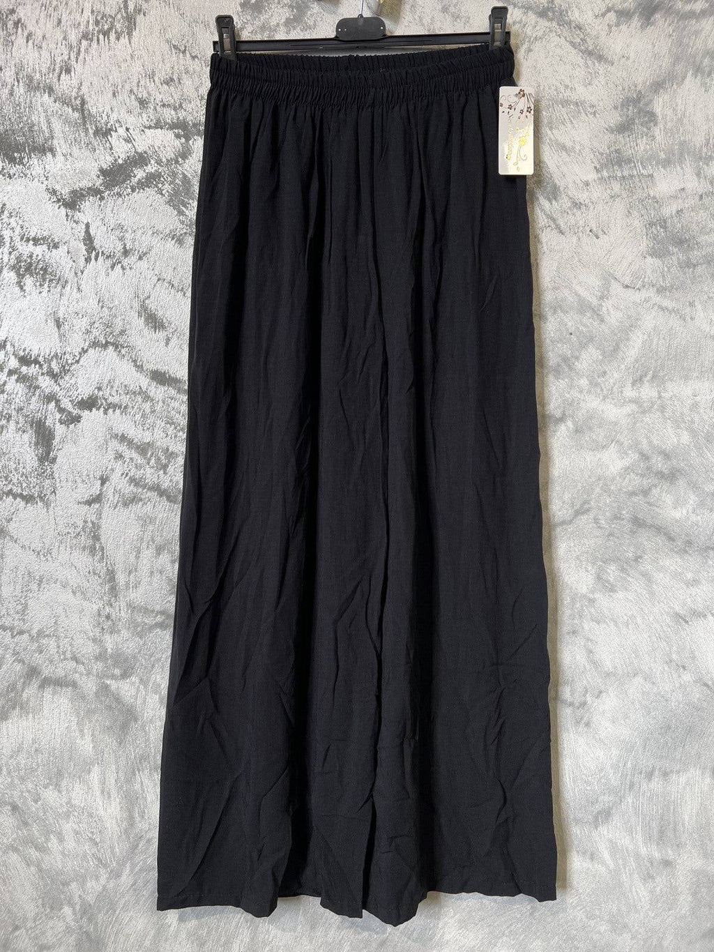 Leichtfallende Hose Rückenansicht – sommerliche Passform & stilvolles Design