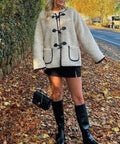 Damen Teddy-Fleece-Jacke mit Knebelverschlüssen – Kuschelweiche warme einzigartige Jacke